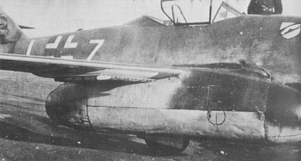 R4/M rack mounted on Me 262